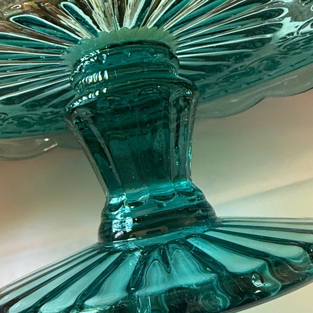 Pioneer Women Special Edition Cassie teal color glass cake stand - Picture 6 of 10